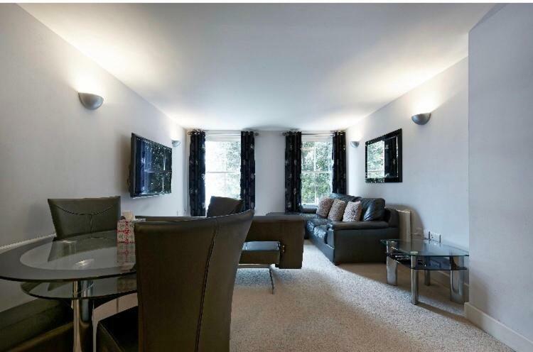 Copperfield Apartment แคนเทอร์เบอรี ภายนอก รูปภาพ